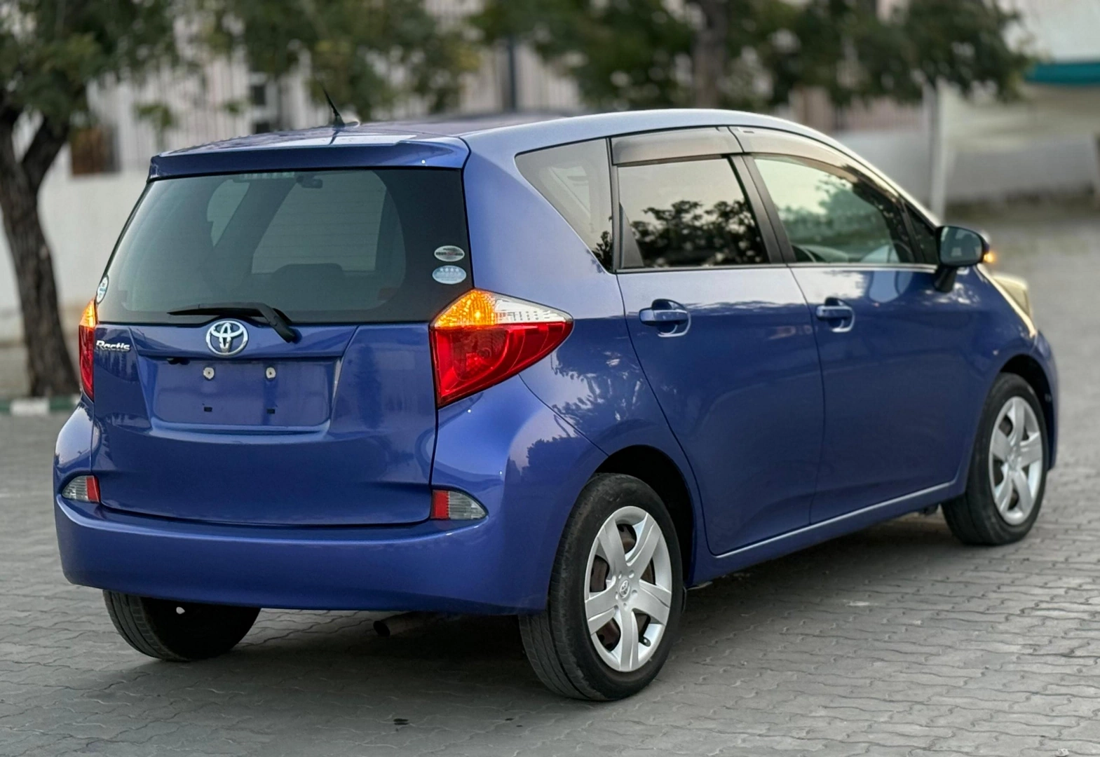 Blue Toyota Ractis 2012 (Unregistered) thumbnail 2