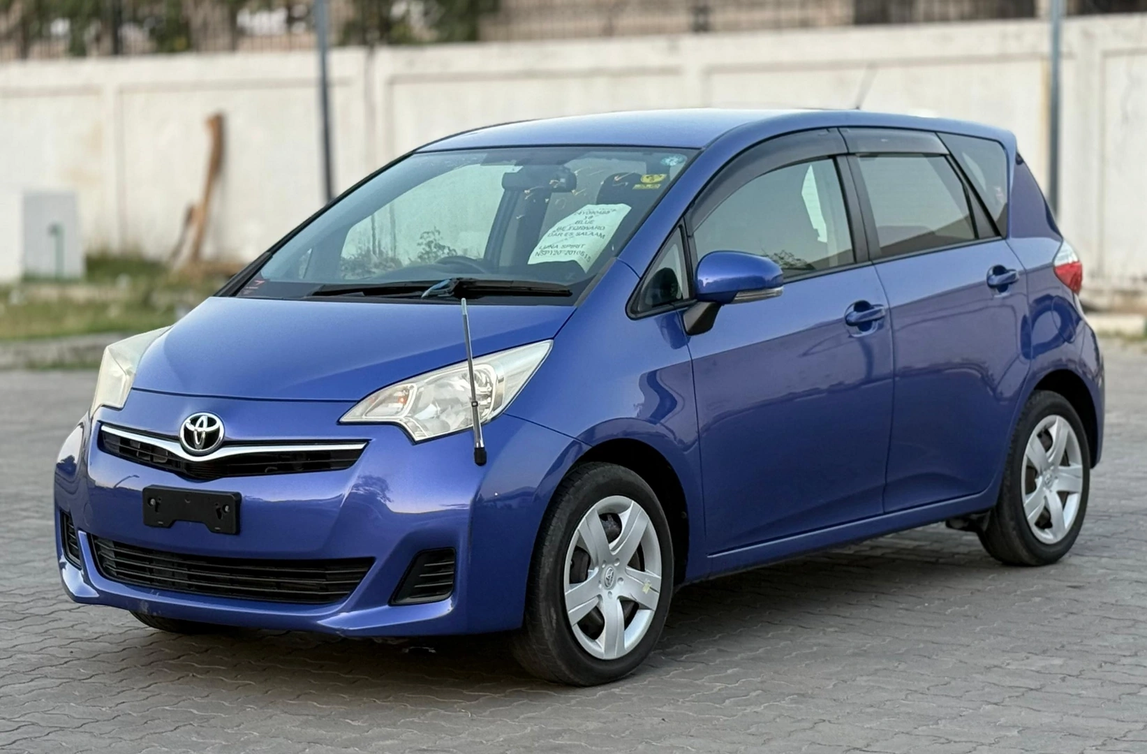 Blue Toyota Ractis 2012 (Unregistered) thumbnail 7