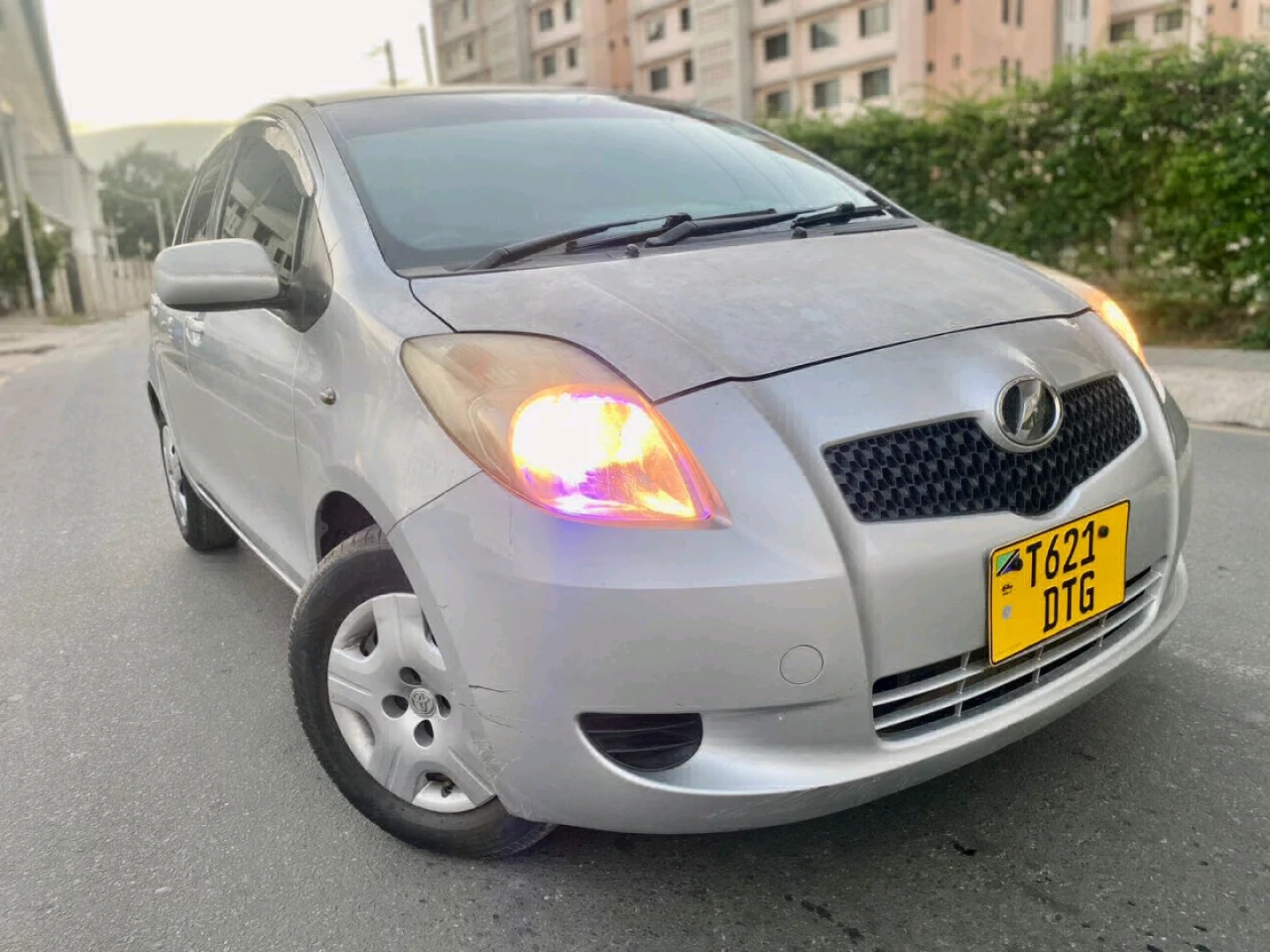 Toyota Vitz 2005 Model (990cc) Full AC thumbnail 4