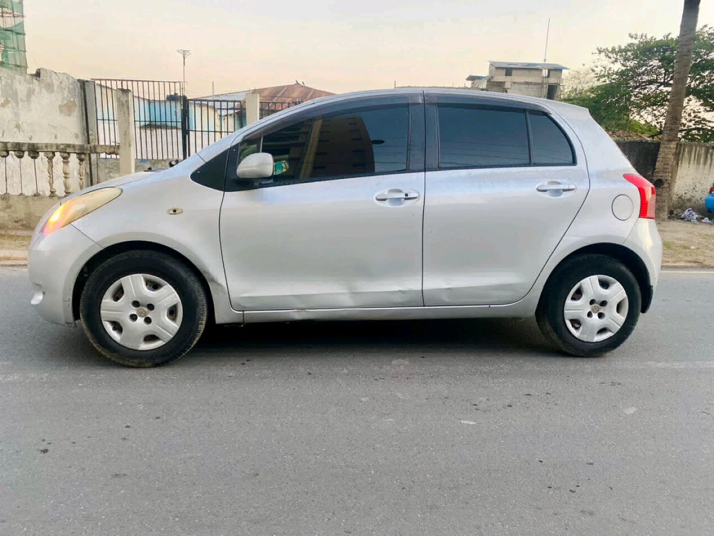 Toyota Vitz 2005 Model (990cc) Full AC thumbnail 8