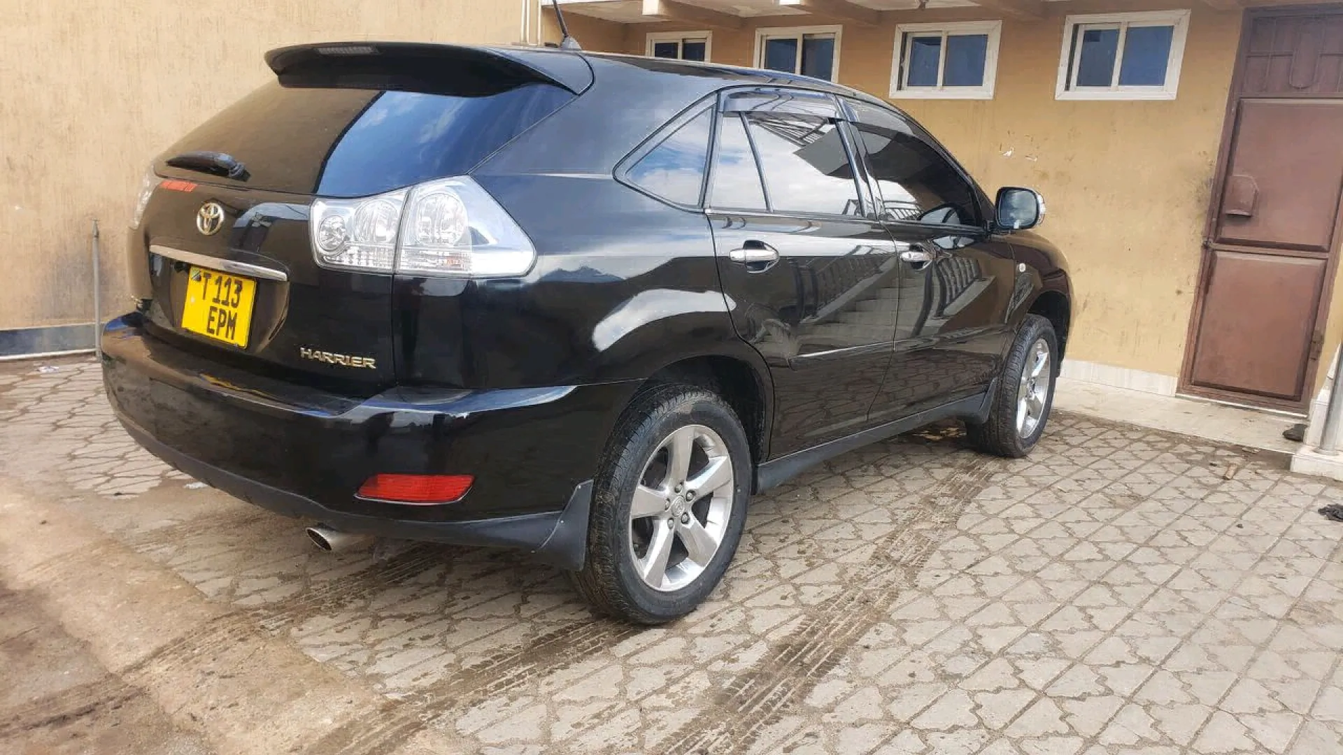 Toyota Harrier SUV 2008 Model thumbnail 2