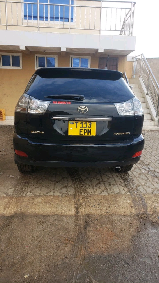 Toyota Harrier SUV 2008 Model thumbnail 3