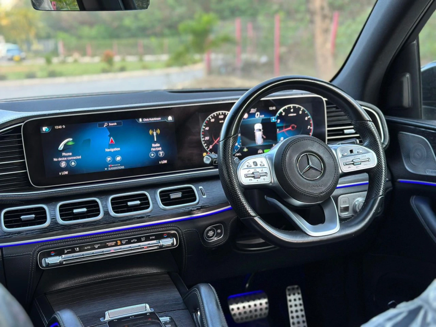 Mercedes-Benz Maybach GLS SUV 2022 thumbnail 7