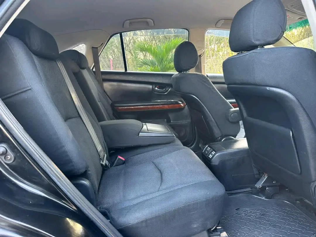 Toyota Harrier 2006 Black for Sale thumbnail 8