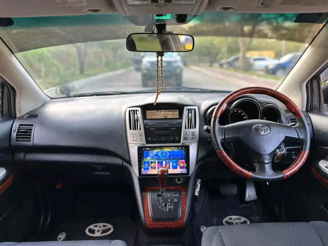 Toyota Harrier 2006 Black for Sale thumbnail 9