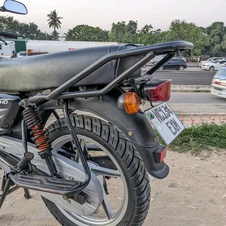 Bajaj Boxer 125 HD thumbnail 3