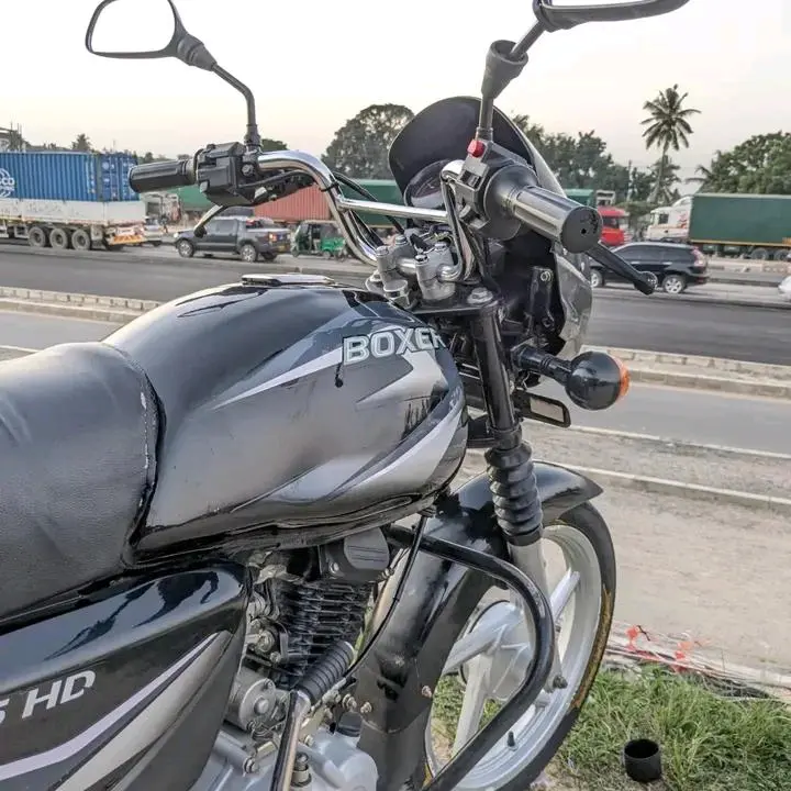 Bajaj Boxer 125 HD thumbnail 6