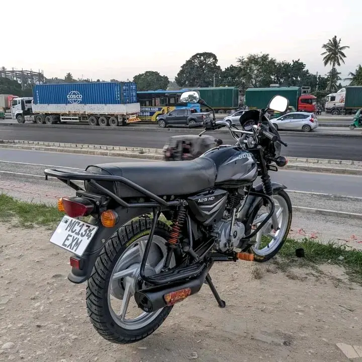 Bajaj Boxer 125 HD thumbnail 8