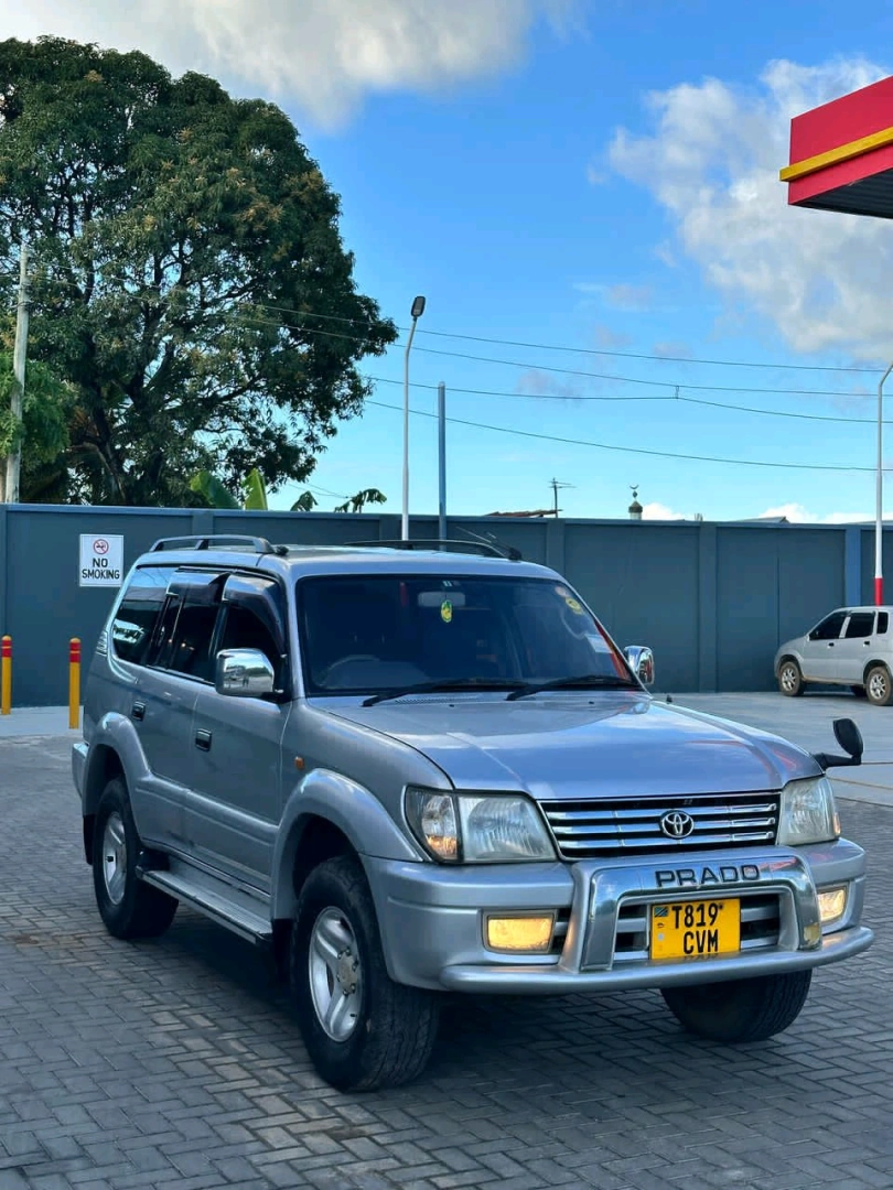 Toyota Land Cruiser Prado Mchaga CVM 2001 thumbnail 2