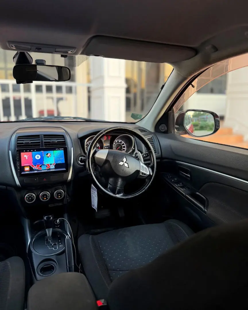 2010 Mitsubishi RVR - Red Wine thumbnail 4