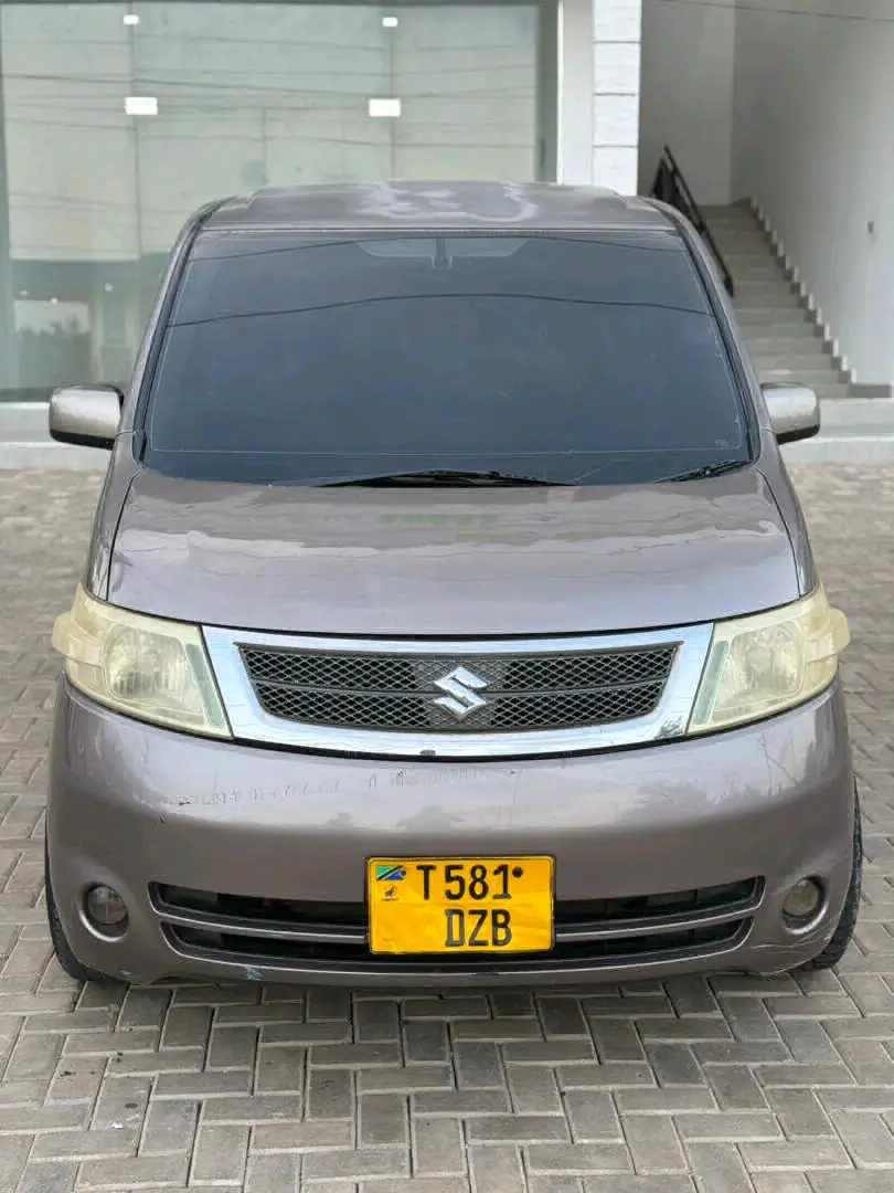 Used Suzuki Serena Minivan with AC and Music System