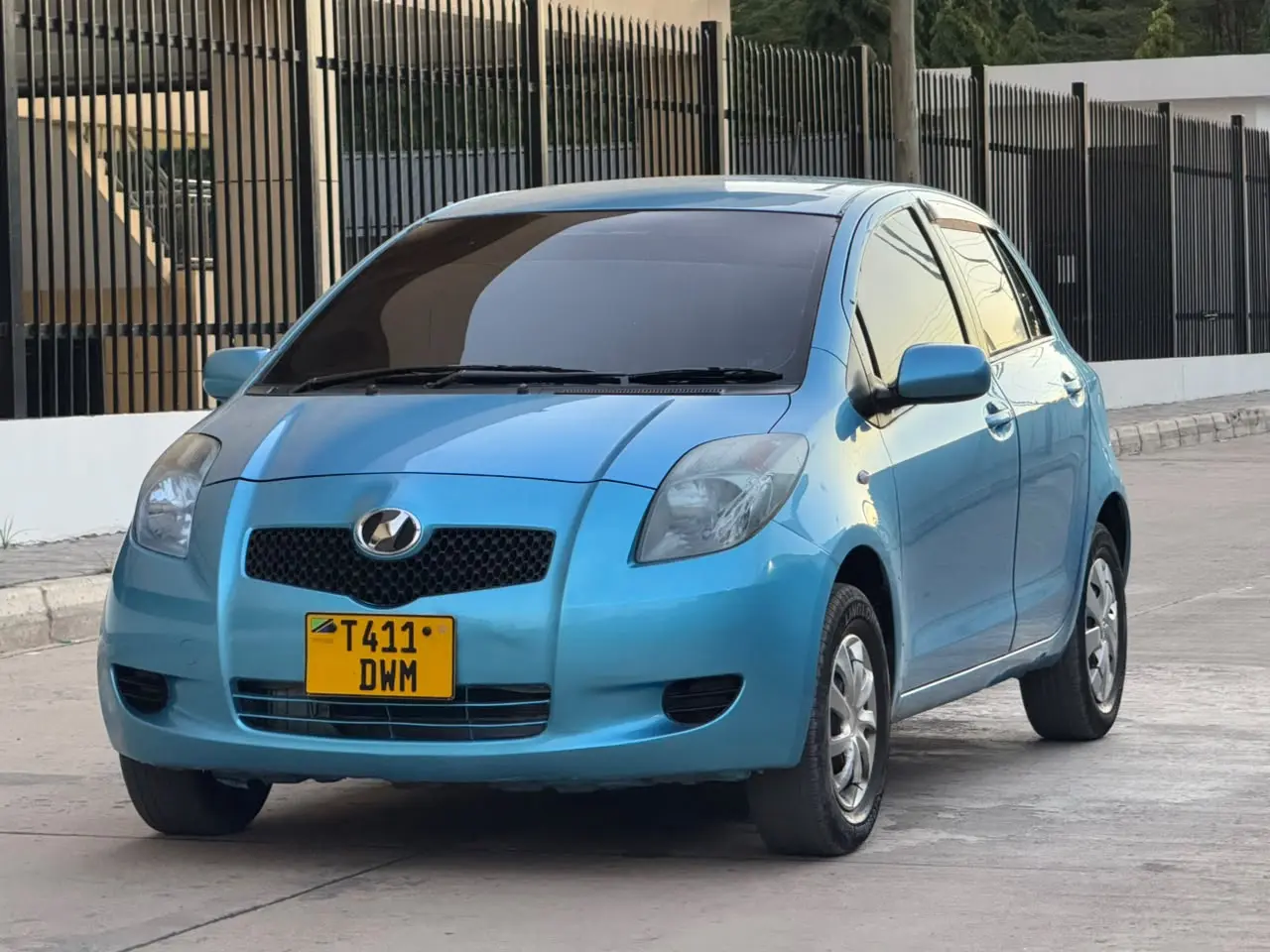 Toyota Vitz 2006 DWM