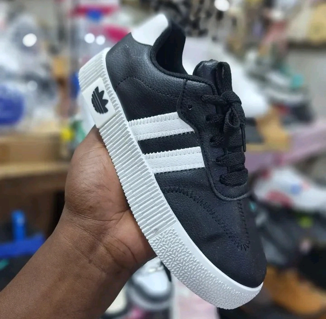 Pink Adidas-Style Sneakers for Children thumbnail 3