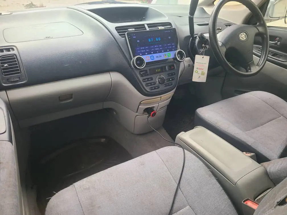 Toyota Opa DGF thumbnail 5