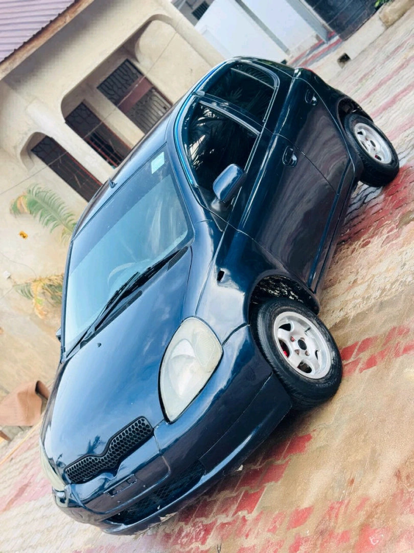 Toyota Vitz CRN Full Ac Music system thumbnail 5