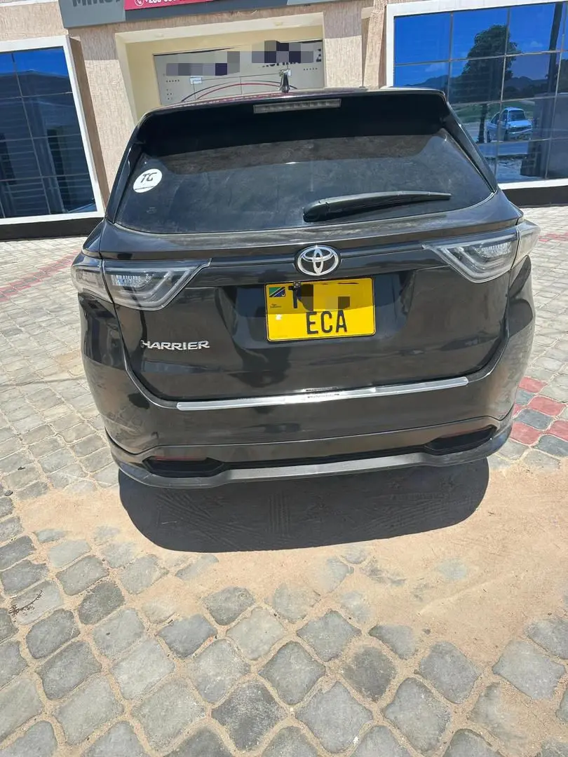 Toyota Harrier 2016 thumbnail 2
