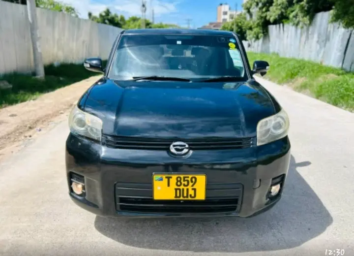 Toyota bB Hatchback thumbnail 7