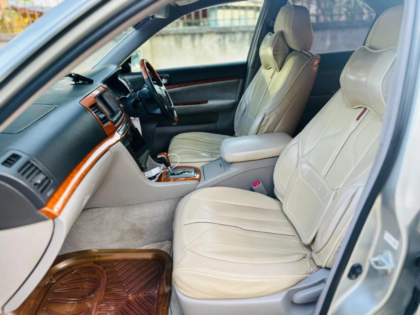 Toyota Mark II Sedan 2004 For Sale thumbnail 4