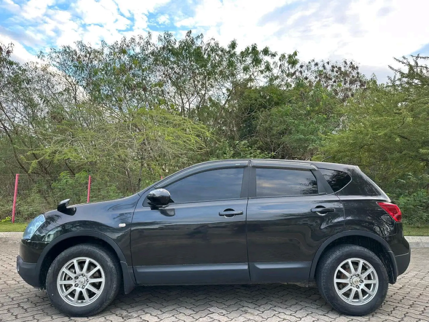 Nissan Dualis SUV 2008 Black (T524EBJ) thumbnail 5