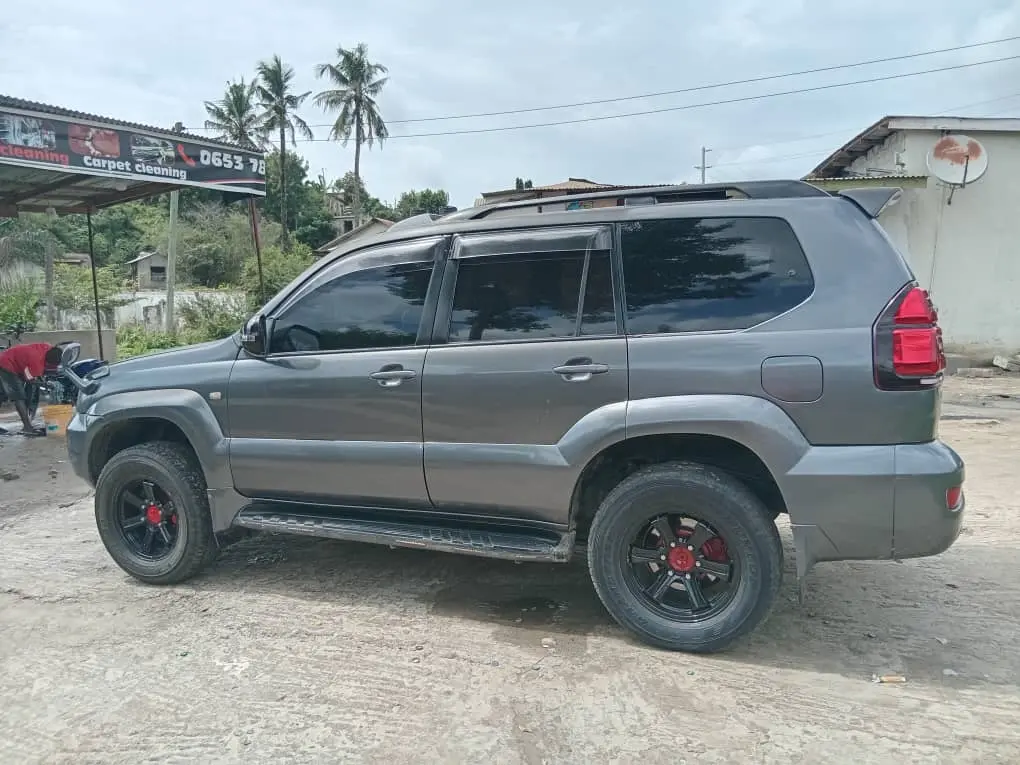 Toyota Land Cruiser Prado TX 120 (2004) thumbnail 4