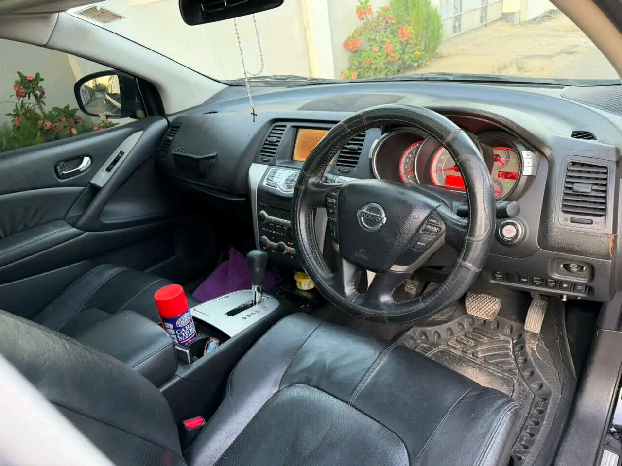 Black Nissan Murano SUV with Sunroof thumbnail 7