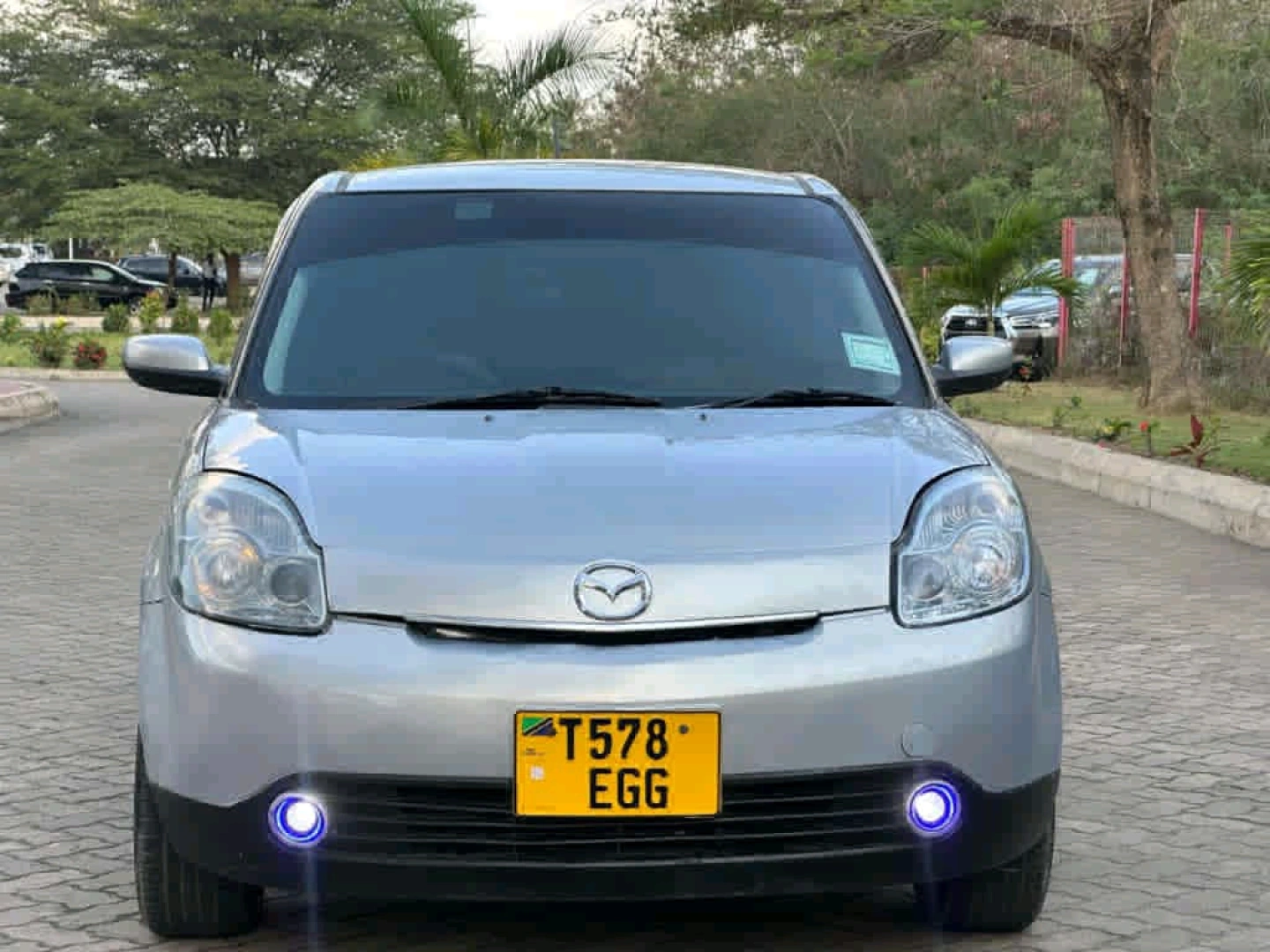 Silver Mazda Verisa 2006 Automatic