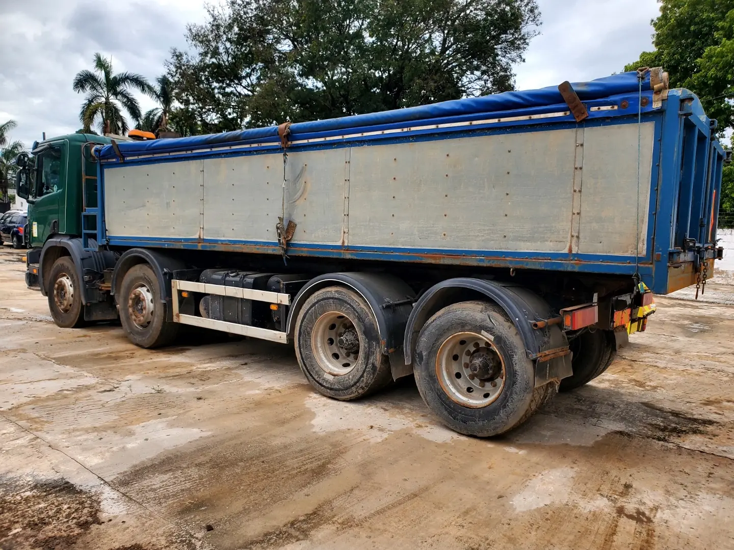 Scania 114C 340HP Tipper Truck thumbnail 3
