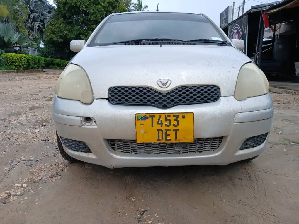 Silver Toyota Vitz (2NZ Engine)