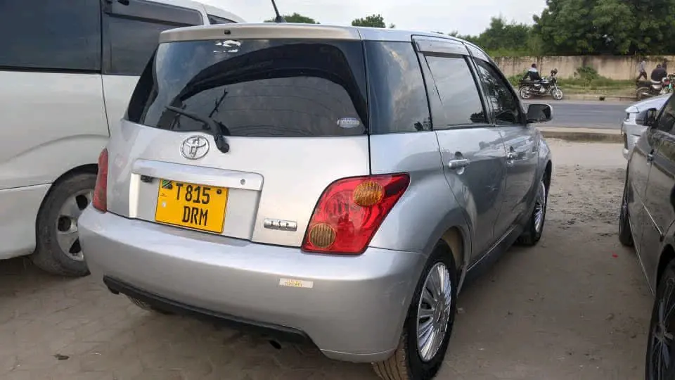 Toyota Ist 2004 (DRM) - Clean Condition thumbnail 6