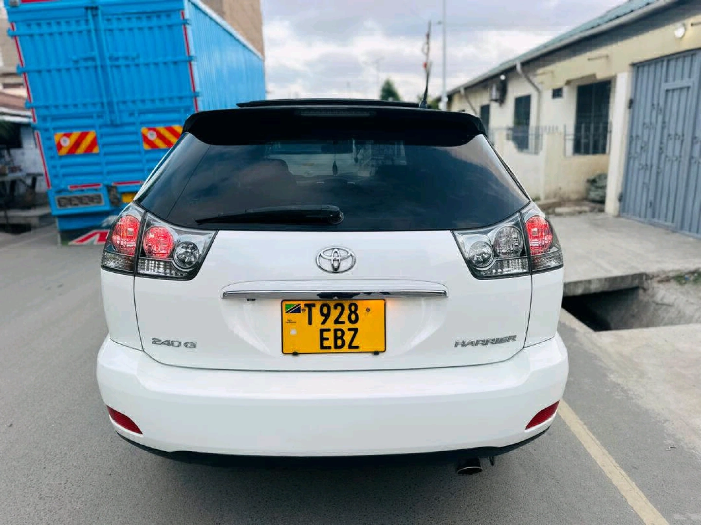 Toyota Harrier 2007, 2360cc, Sunroof, 67k Mileage thumbnail 3