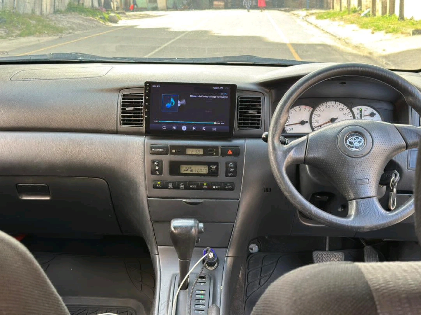 Toyota RunX 2003 Model thumbnail 6