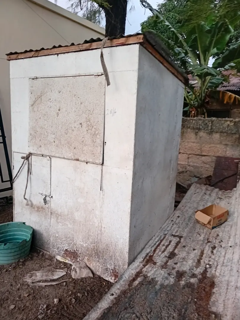 Kibanda cha Biashara (Kiosk) - Kinondoni