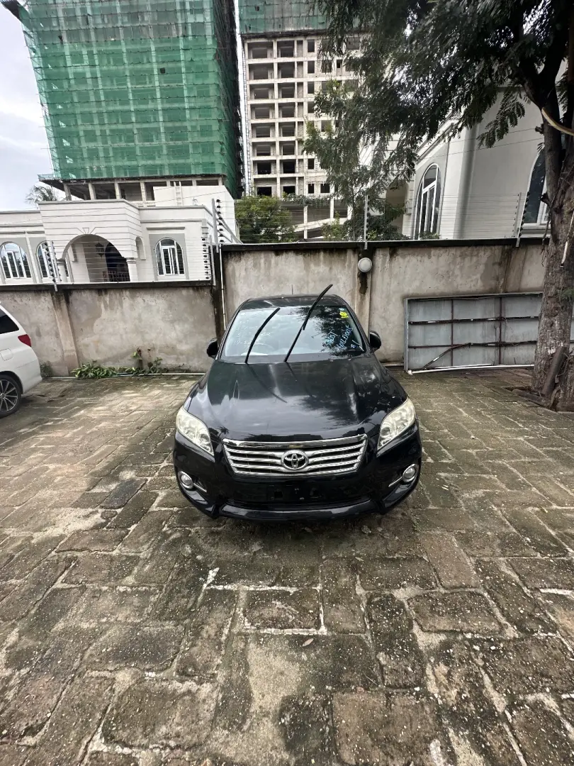 Toyota Vanguard thumbnail 3
