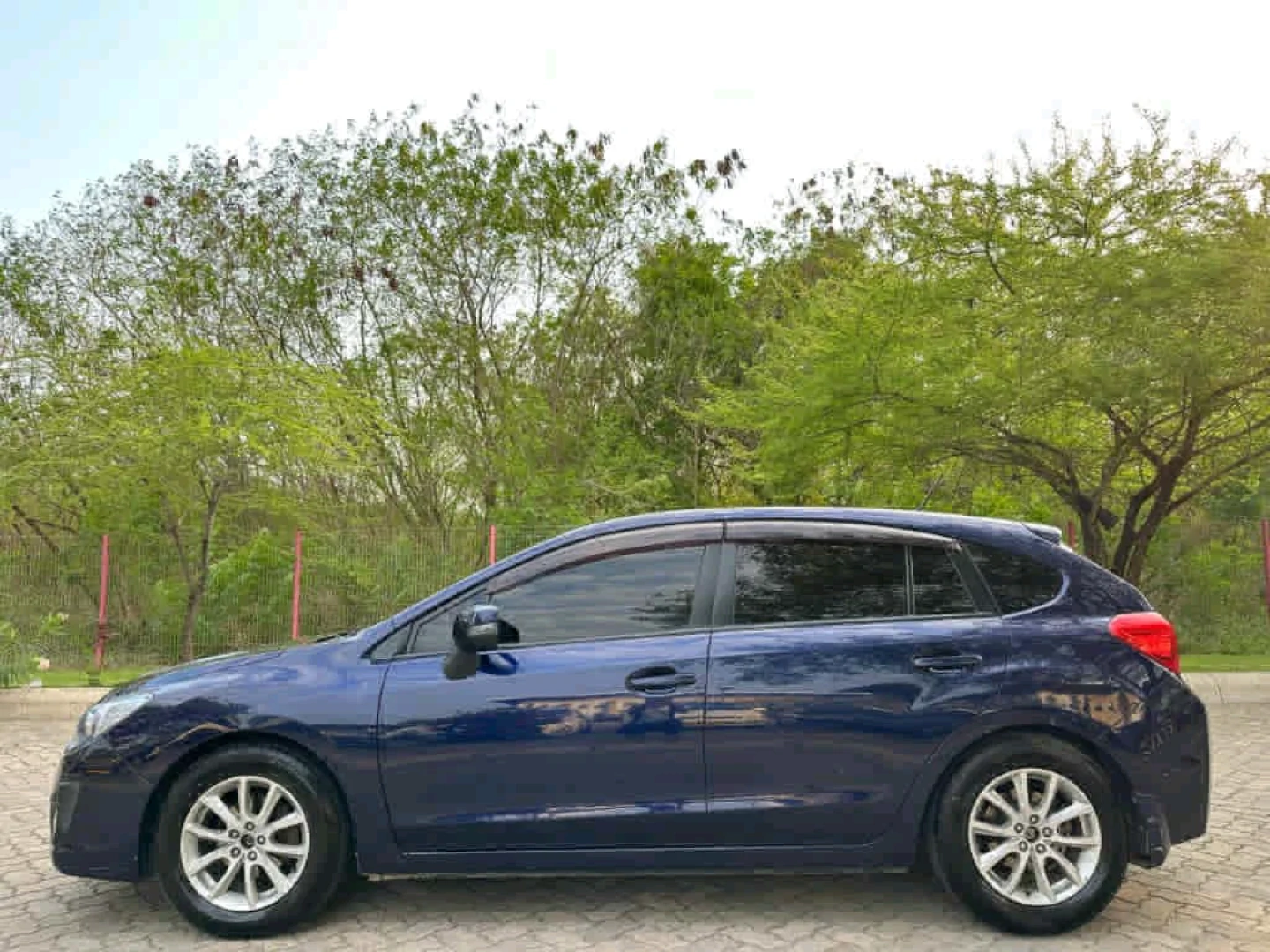 Subaru Impreza GP7 2013 Model - 1990cc thumbnail 3