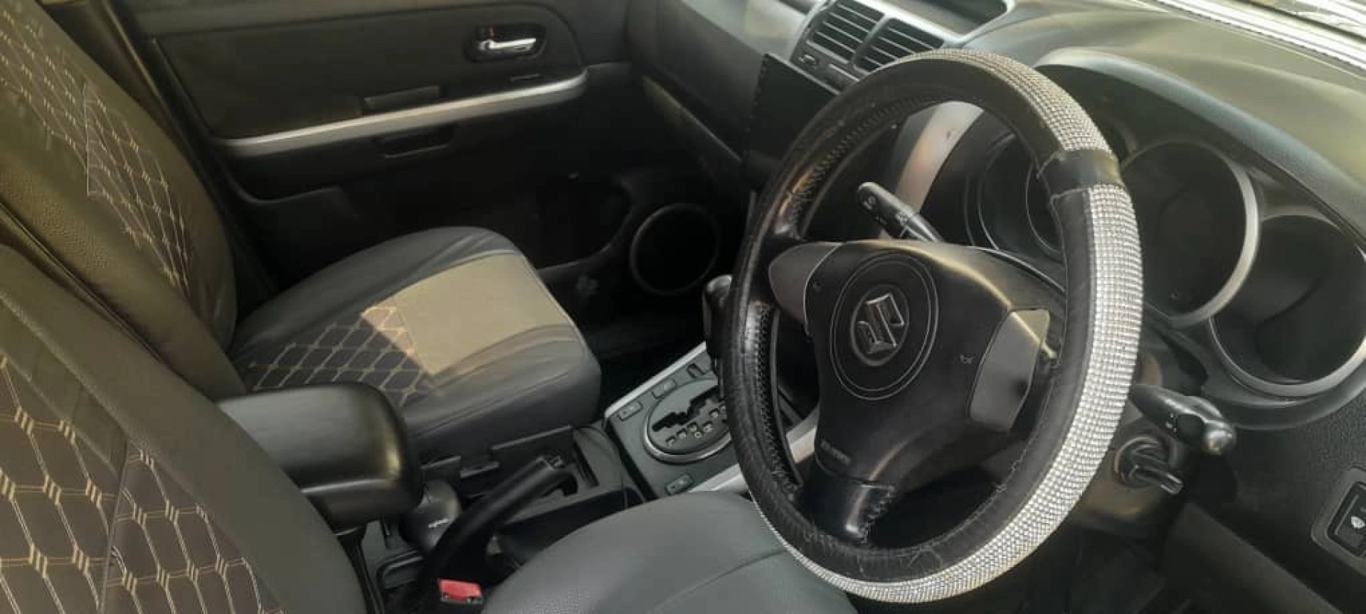 Used Suzuki Grand Vitara Automatic SUV (T375DDU) thumbnail 5