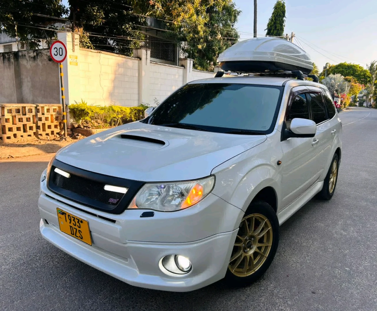 Subaru Forester XT DZS 2010 (Low Mileage) thumbnail 5