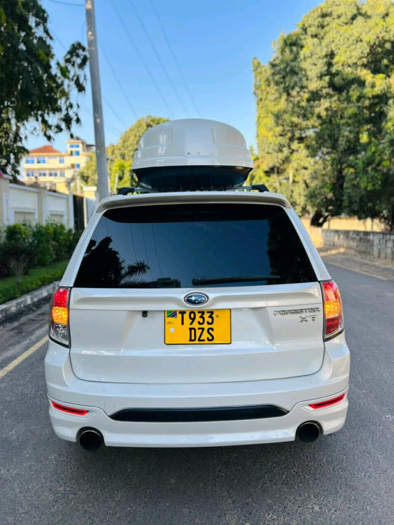 Subaru Forester XT DZS 2010 (Low Mileage) thumbnail 9