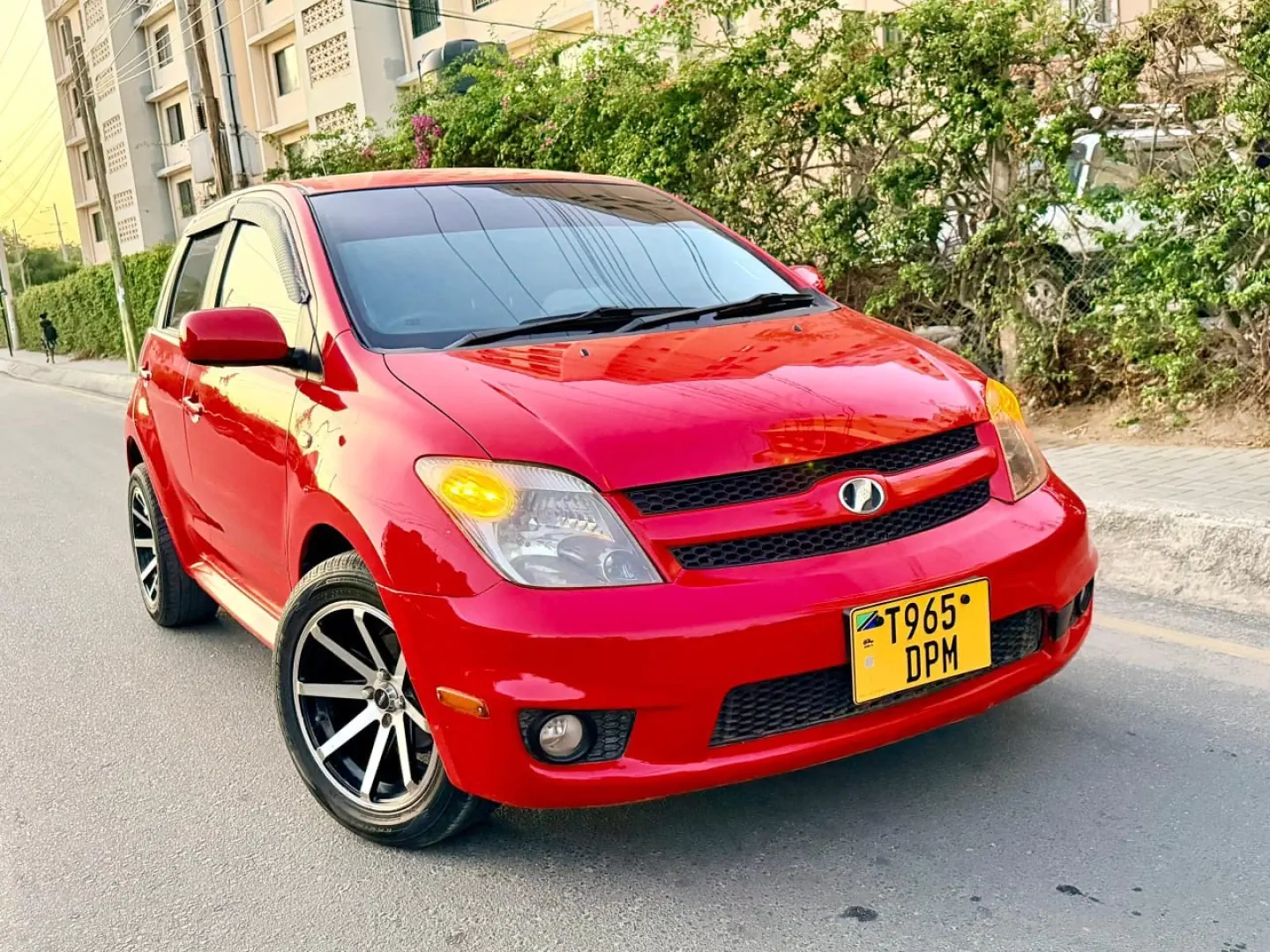 Toyota Ist 2005 Model 1490cc thumbnail 2