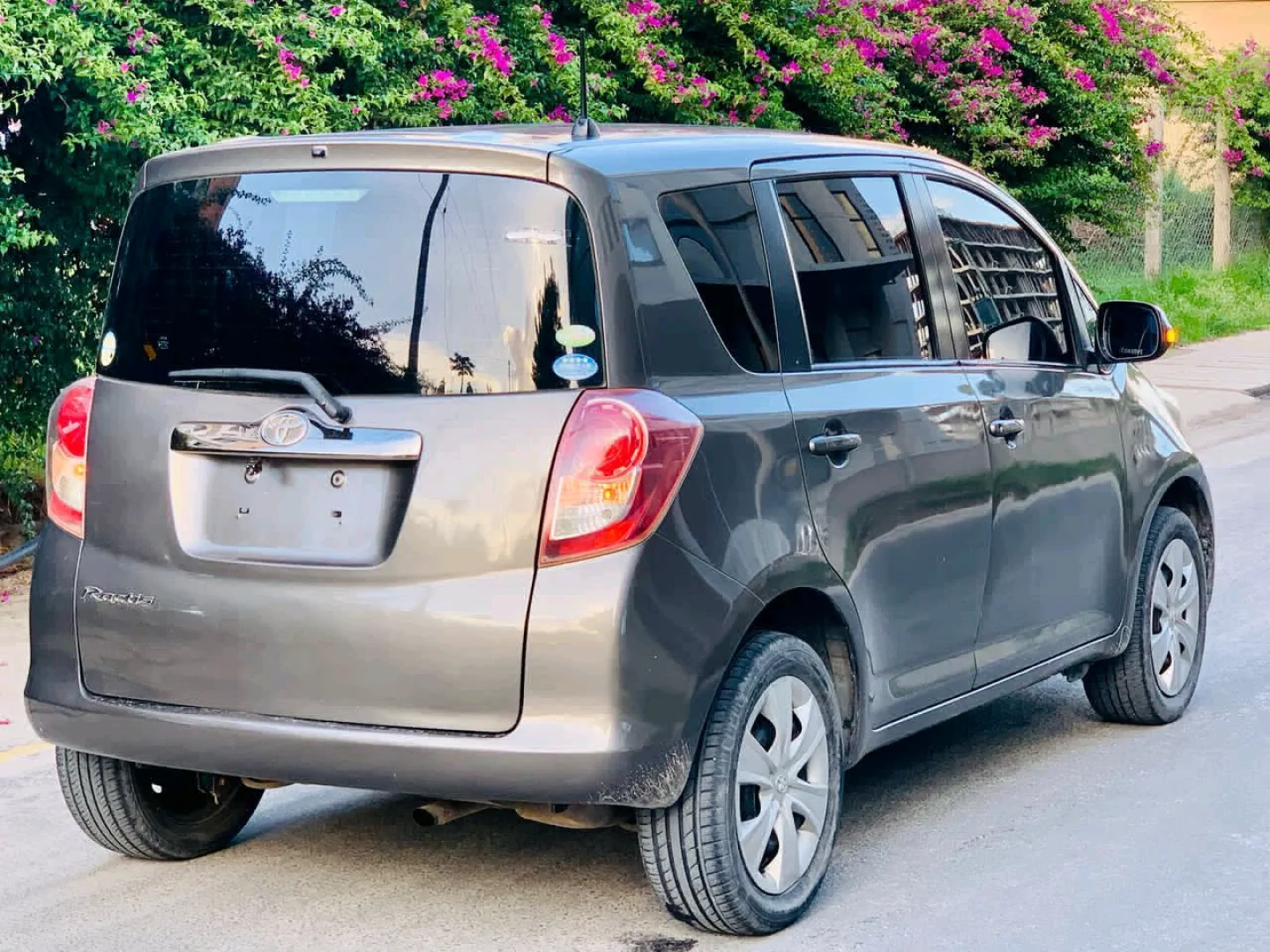 Toyota Ractis 2007 Minivan DVE thumbnail 5
