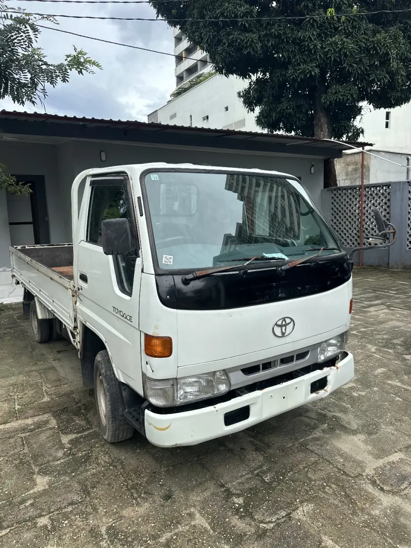 Toyota Toyoace 1999 thumbnail 3