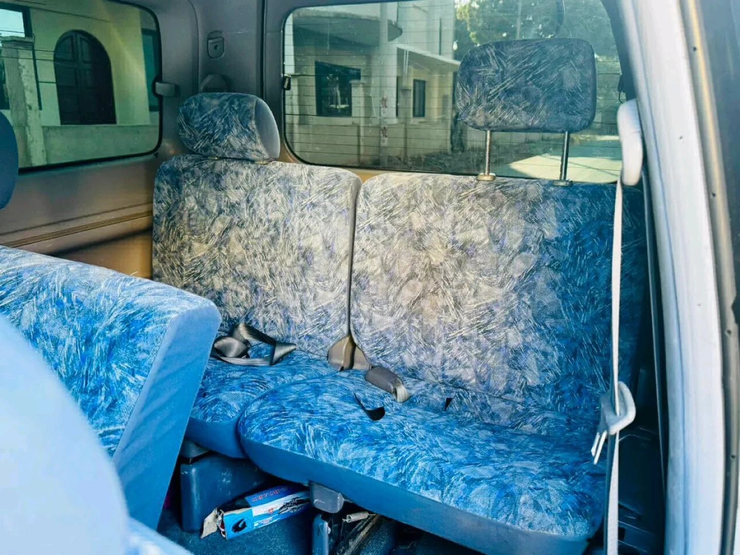 Toyota Noah Sr40 Van for Sale thumbnail 7