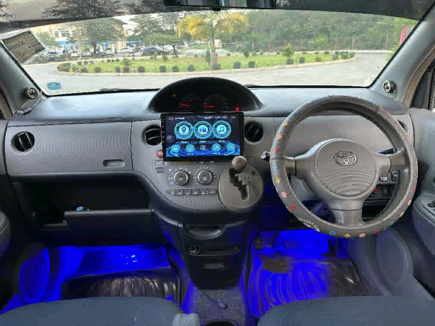 Toyota Sienta DVT Minivan 2005 Automatic thumbnail 6