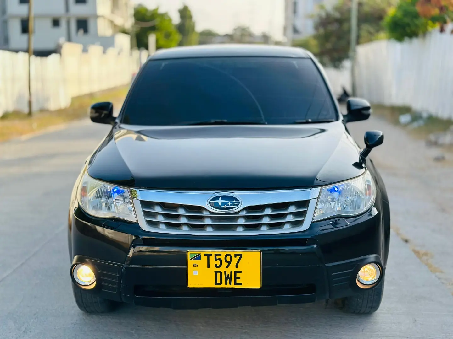Subaru Forester 2010 Nyeusi Inauzwa/Kubadilishana