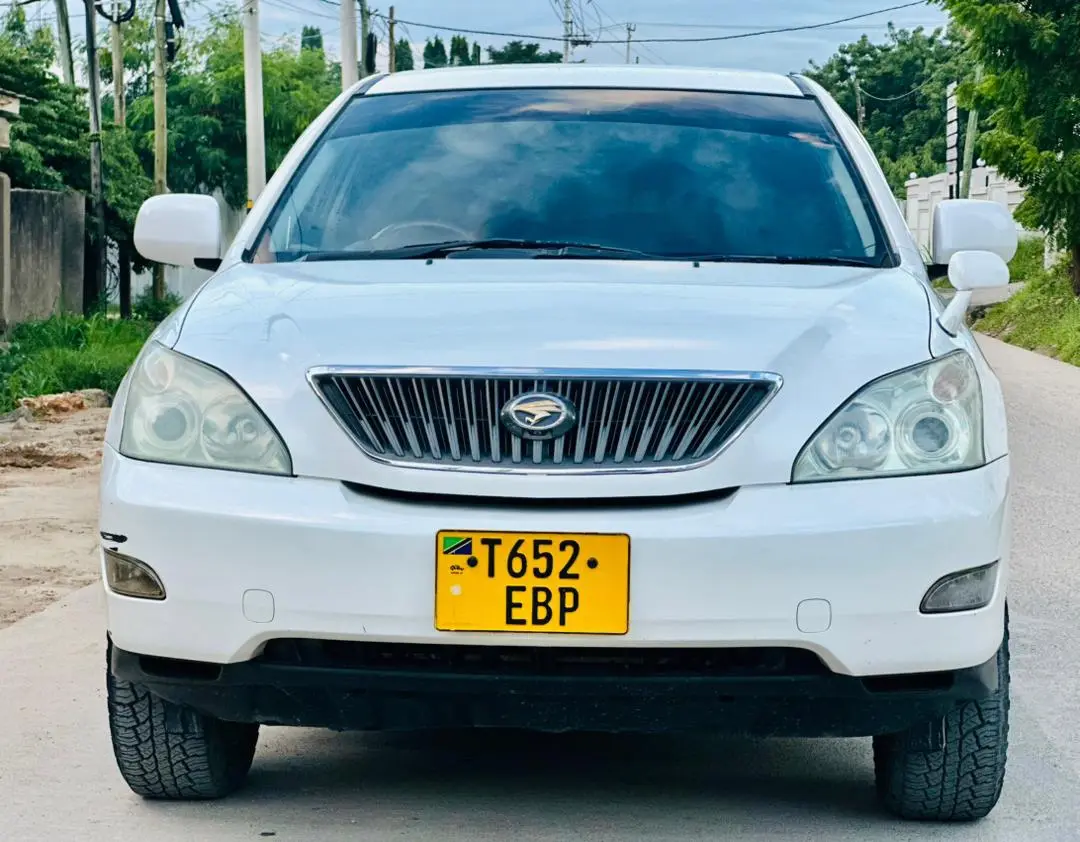 Toyota Harrier 240G (2006)