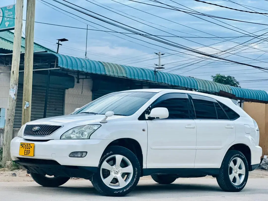Toyota Harrier 240G (2006) thumbnail 4