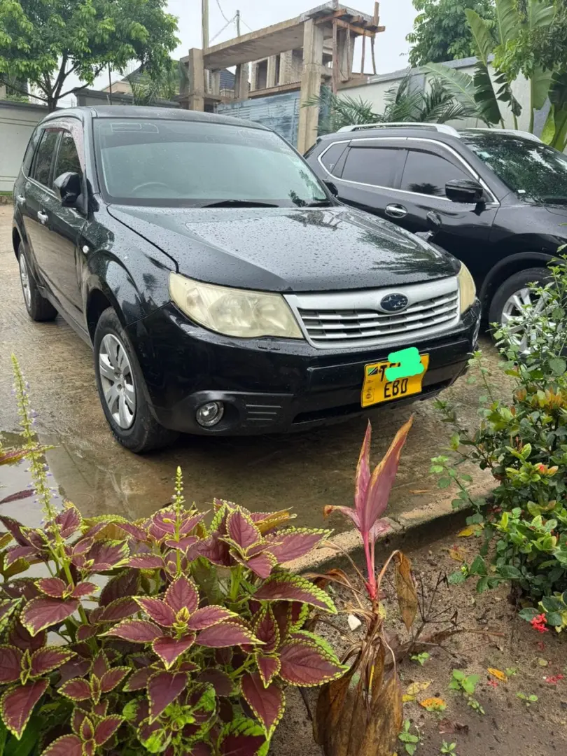 Subaru Forester Nyeusi, Bei 17M, Manual
