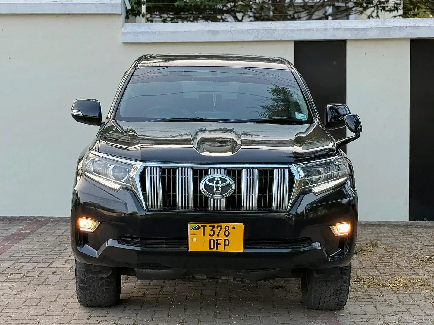 Toyota Land Cruiser Prado 2010 Nyeusi