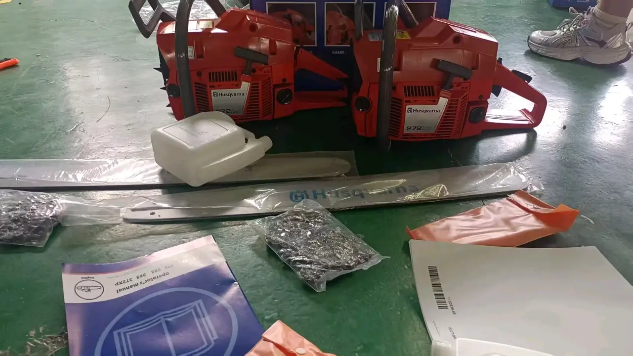 Husqvarna 272XP Petrol Chainsaw (72cc) thumbnail 3