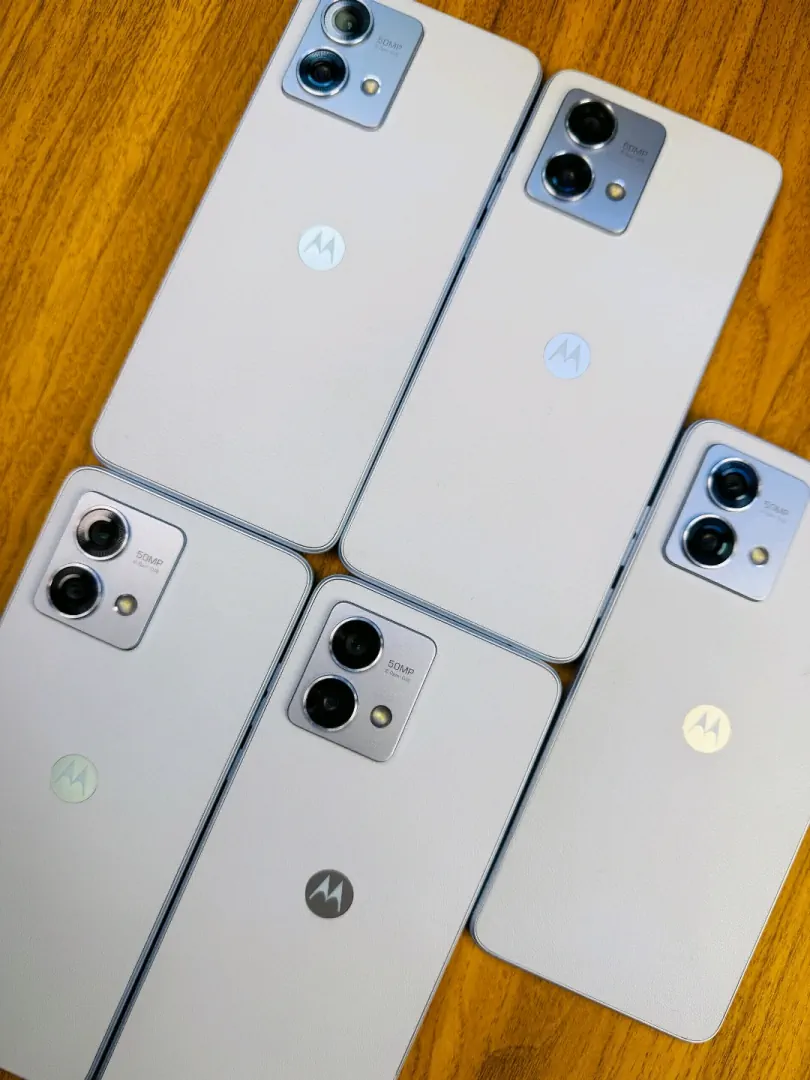 Motorola G84 5G (256GB Storage, 12GB RAM)