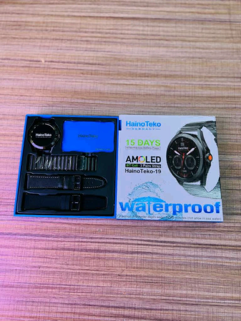HainoTeko-19 Smartwatch Set with AMOLED Display